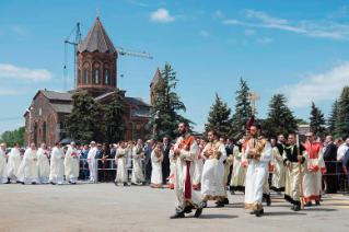 14-Viaje apostólico a Armenia: Santa Misa en la Plaza Vartanants