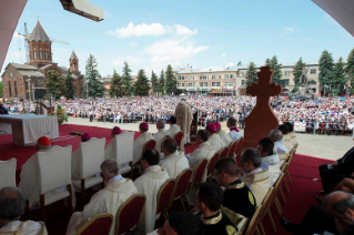 15-Viaje apostólico a Armenia: Santa Misa en la Plaza Vartanants