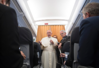 4-Apostolic Journey: In-Flight Press Conference from Armenia to Rome