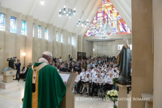 6-Apostolische Reise nach Georgien und Aserbaidschan: Eucharistiefeier in der Mariä-Empfängnis-Kirche 