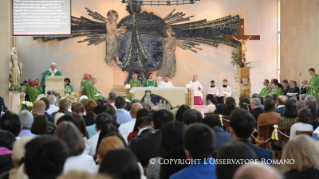 4-Apostolische Reise nach Georgien und Aserbaidschan: Eucharistiefeier in der Mariä-Empfängnis-Kirche 