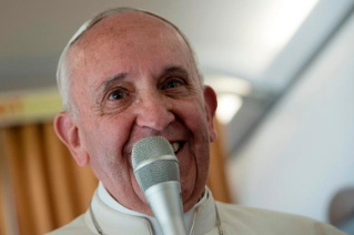 0-Pressekonferenz mit Papst Franziskus auf dem Rückflug von Lesbos (Griechenland) nach Rom 