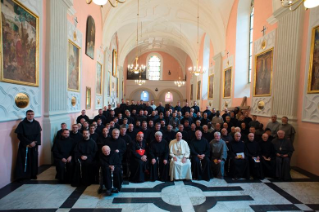 7-Viaggio Apostolico in Polonia: Preghiera del Santo Padre nella Basilica di san Francesco a Cracovia