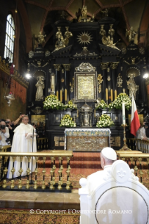 18-Viaggio Apostolico in Polonia: Santa Messa in occasione del 1050° anniversario del Battesimo della Polonia