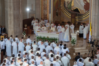 24-Apostolic Journey to Poland: Holy Mass with Priests, Men and Women Religious, Consecrated Persons and Polish Seminarians&#xa0;gathered in St John Paul II Shrine