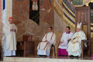25-Apostolic Journey to Poland: Holy Mass with Priests, Men and Women Religious, Consecrated Persons and Polish Seminarians&#xa0;gathered in St John Paul II Shrine
