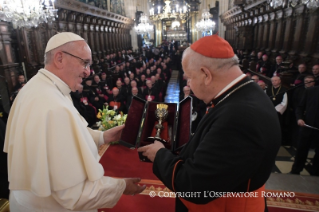 7-Viaje apostólico a Polonia: Encuentro con los obispos polacos en la Catedral de Cracovia