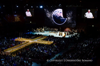 0-Viaje apostólico a Suecia: Evento ecuménico en el Malmoe Arena