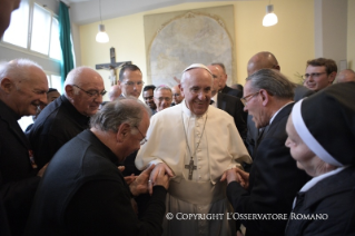 6-Pastoralbesuch: Begegnung mit Diözesanpriestern, Ordensleuten und Seminaristen