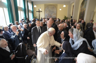 8-Visite pastorale : Rencontre avec les prêtres diocésains, les religieux, les religieuses et les séminaristes