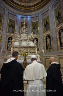9-Pastoralbesuch in Cesena und Bologna: Begegnung mit Priestern, Ordensleuten, Seminaristen und St&#xe4;ndigen Diakonen