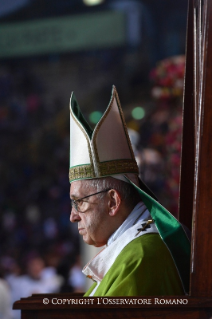 18-Pastoralbesuch in Cesena und Bologna: Feier der heiligen Messe