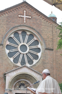 10-Pastoralbesuch in Cesena und Bologna: Begegnung mit Universit&#xe4;tsdozenten und Studenten