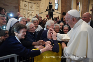 7-Visita pastoral a Cesena:  Encuentro con el clero, los consagrados, los laicos de los consejos pastorales, los miembros de la curia y los representates de las parroquias