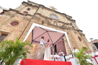 4-Viaggio Apostolico in Colombia: Angelus