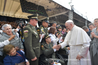 5-Viaggio Apostolico in Colombia: Cerimonia di benvenuto nella Base Aerea CATAM 