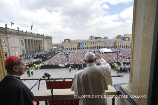 7-Apostolic Journey to Colombia: Blessing of the Faithful from the balcony of the Cardinal's Palace