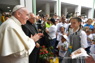 6-Viagem Apostólica à Colômbia: Encontro no Lar San José 