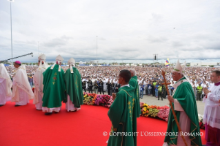 1-Viaggio Apostolico in Colombia: Santa Messa