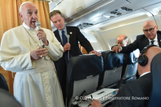 0-Apostolic Journey to Egypt: Greeting to journalists on the flight from Rome to Cairo