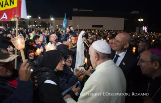 18-Pilgrimage to F&#xe1;tima: Blessing of the candles