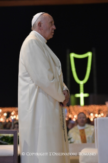 15-Pilgrimage to F&#xe1;tima: Blessing of the candles