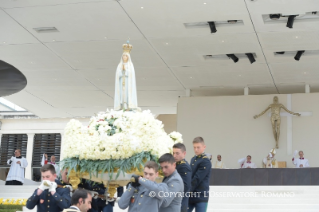 26-Peregrinación a Fátima: Santa Misa con el rito de canonización de los beatos Francisco y Jacinta Marto 