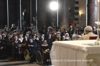 2-Visite pastorale à Gênes : Rencontre avec les évêques, le clergé, les séminaristes et les religieux de la région, les collaborateurs laïcs de la Curie et les représentants d'autres confessions