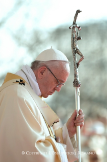 2-Pastoralbesuch: Eucharistiefeier im Monza-Park