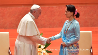 19-Viagem Apostólica a Myanmar: Encontro com as Autoridades, com a Sociedade Civil e com o Corpo Diplomático 