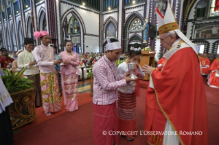 26-Viaje apostólico a Myanmar: Santa Misa con los jóvenes
