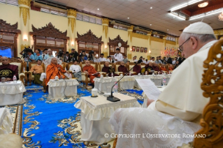 10-Viaggio Apostolico in Myanmar: Incontro con il Consiglio Supremo &#x201c;Sangha&#x201d; dei Monaci buddisti
