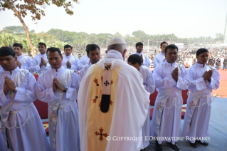 16-Apostolic Journey to Bangladesh: Holy Mass and priestly ordination