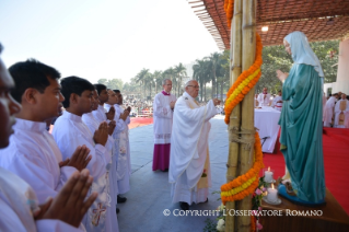 18-Apostolic Journey to Bangladesh: Holy Mass and priestly ordination