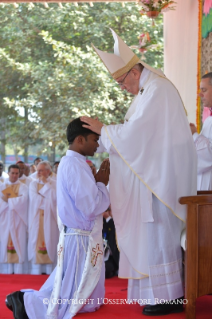 20-Apostolic Journey to Bangladesh: Holy Mass and priestly ordination