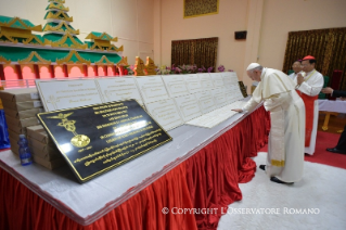 12-Apostolic Journey to Myanmar: Meeting with the Bishops of Myanmar