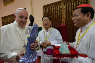 14-Apostolic Journey to Myanmar: Meeting with the Bishops of Myanmar