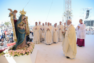 7-Visita pastoral a Molfetta, Bari: Concelebración eucarística
