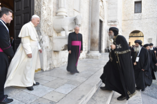 2-Patoral Visit to Bari: The Holy Father receives the Patriarchs. They descend into the crypt of the Basilica for the veneration of the relics of Saint Nicholas