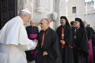 4-Visita a Bari: Acolhida dos Patriarcas e veneração das relíquias de São Nicolau