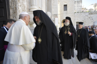 6-Visita a Bari: Acolhida dos Patriarcas e veneração das relíquias de São Nicolau