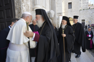 12-Visita a Bari: Acolhida dos Patriarcas e veneração das relíquias de São Nicolau