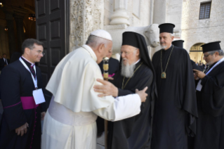 5-Visita a Bari: Acolhida dos Patriarcas e veneração das relíquias de São Nicolau