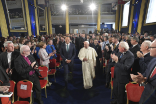 8-Viaje apostólico a Irlanda: Encuentro con las autoridades, la sociedad civil y el cuerpo diplomático