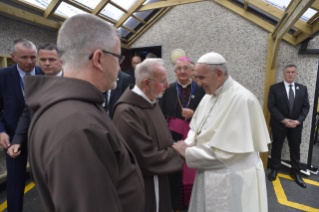 15-Apostolic Visit to Ireland: Visit to the day centre for homeless families of the capuchin fathers