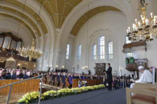 10-Voyage apostolique en Estonie : Rencontre œcuménique avec les jeunes