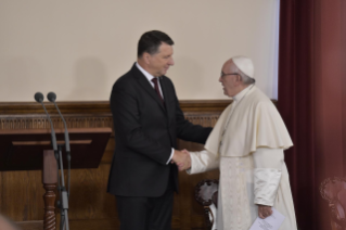 0-Apostolische Reise nach Lettland: Begegnung mit den Vertretern der Regierung, der Zivilgesellschaft und dem Diplomatischen Korps