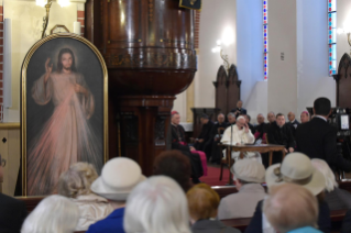 4-Voyage apostolique en Lettonie : Visite à la cathédrale catholique Saint-Jacques