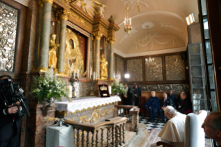15-Viaje apostólico a Lituania: Visita al Santuario Mater Misericordiae