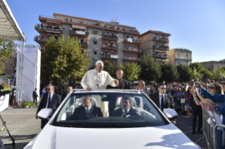 7-Visita pastoral a la diócesis de Piazza Armerina: Encuentro con los fieles
